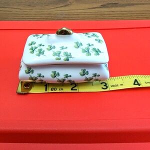 Vintage Sanford Fine bone china ,Shamrock trinket box.
